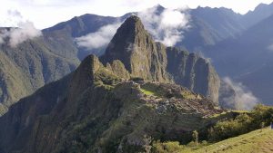 Ilustrativní obrázek k zájezdu Peru a Bolívie (říjen 2016), na které je zobrazeno peruánské Machu Picchu.