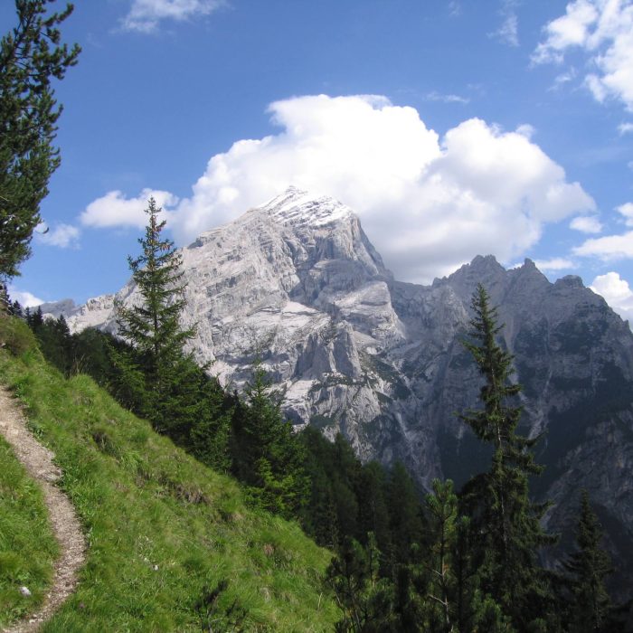 Enjoy Travel - Alta Via 1 – crossing the Italian Dolomites